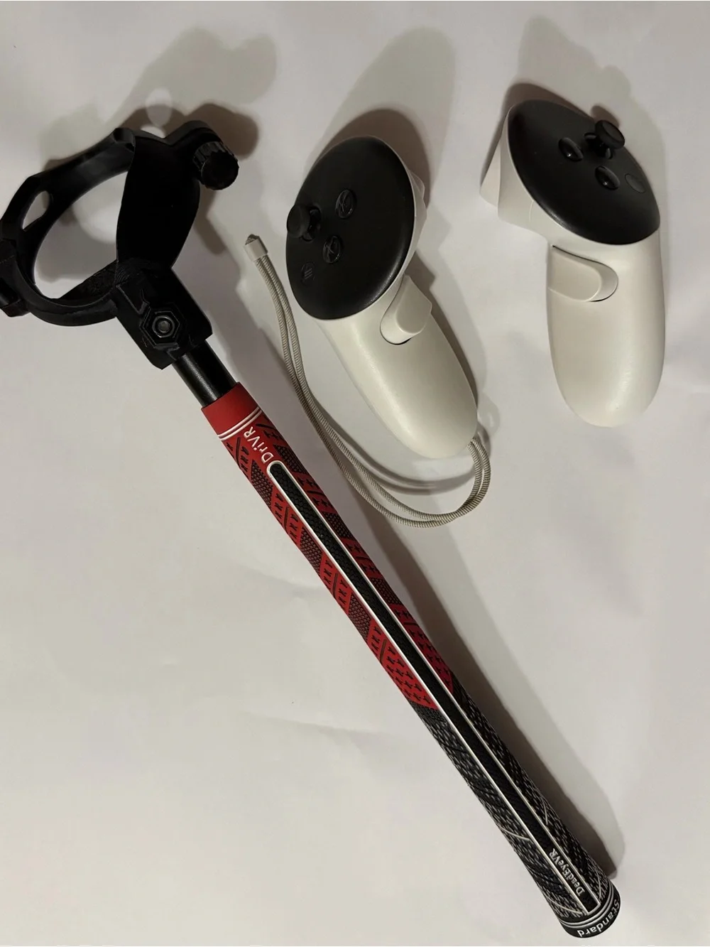 Standalone White VR Headset with Triple Front Sensors